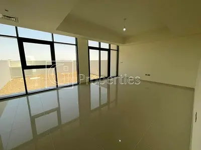3 غرف نوم + غرفة خادمة | مؤجر بـ 120 ألف درهم