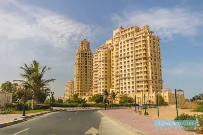 Studio for Rent in Al Hamra - Golf Course &amp; Lagoon Views