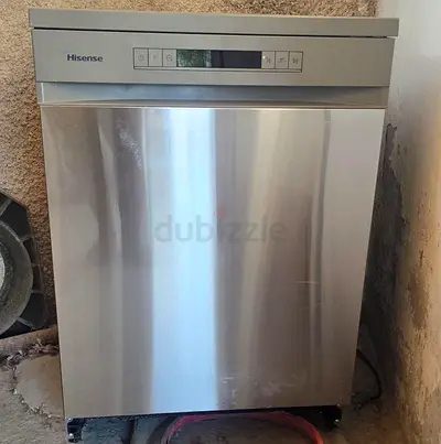 Hisense Stainless Steel Built-in Dishwasher - Good Working Condition