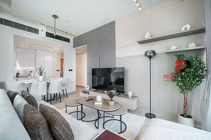 Royal ensuite | Fully Furnished l Higher Floor