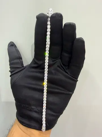 Classic Tennis Bracelet with Clear Stones - Silver Tone