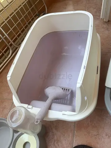 Used Covered Cat Litter Box with Scoop and Accessories