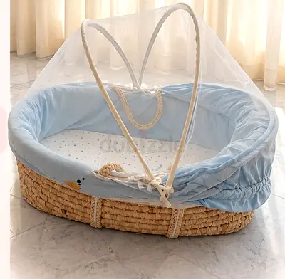 Baby Moses Basket with Mosquito Net – Good Condition