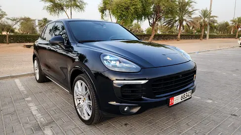 Porsche Cayenne S 2017 GCC Specs - Full Service History