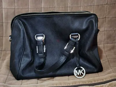 Michael Kors Black Leather Handbag - Medium Size