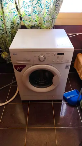 URGENT SALE-LG Front Load Washing Machine - Compact A+ Energy, Good Condition