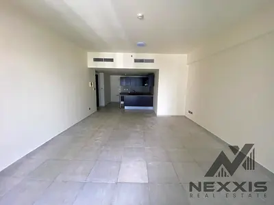 AFFORDABLE | HUGE LAYOUT | FAMILY ORIENTED| LAUNDRY SPACE