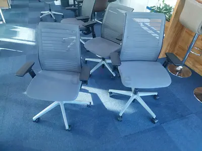 Latest SteelCase Think V2 Version Chair Fully Adjustable