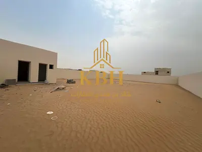 6,000 Sq. Ft. Yard for Rent in Al Sajaa, Sharjah | 25 KW Electricity | Office, Kitchen & Washroom | 4 Cheques