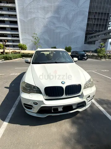 2012 BMW X5 xDrive50i xLine GCC Specs