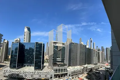 إطلالة على البرج والقناة | شقة بغرفة نوم واحدة | مفروشة | فيرا ريزيدنسز