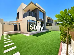 Corner Unit | Generous Plot | Prime Location