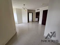 PRIME LOCATION / CLOSE TO METRO / NEAR PARK