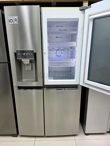 L.G Door in Door Instaview Side By Side Fridge Freezer With Great Condition Water Dispenser/Ice Make