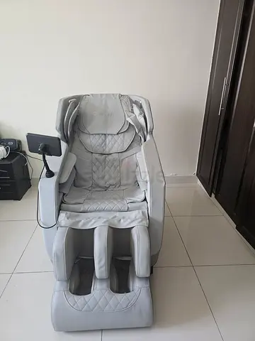 Behealth massage chair