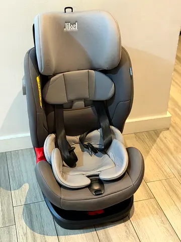 Jikel rotating used car seat for sale (0-4 years)
