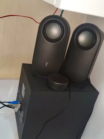 Logitech Z407 2.1 Bluetooth Computer Speakers with Subwoofer & Original Box