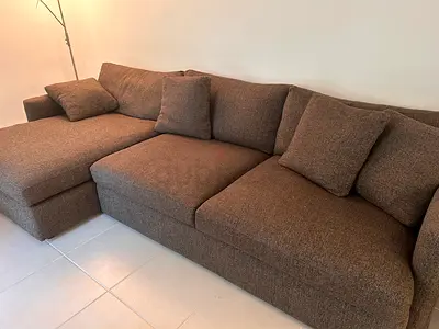 Crate and Barrel L-shaped brown fabric 3-seater sofa with chaise (very good condition)