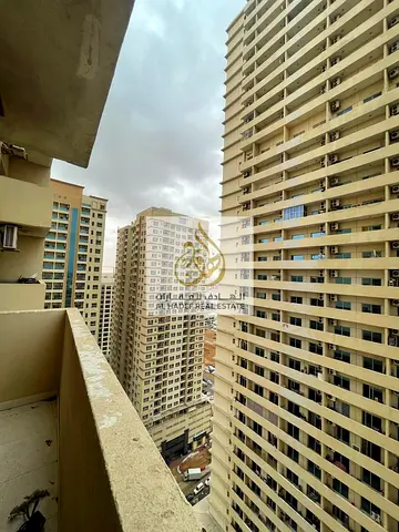 🏠🔥 للإيجار السنوي في عجمان – مدينة الإمارات 🔥🏠 ✨ فرصة ممتازة للسكن بسعر اقتصادي جدًا مع مرافق متكاملة داخل التاور! ✨ 📍 الموقع: مدينة الإمارات –