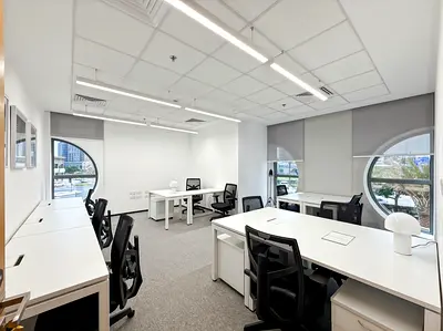 OFFICE SPACE FOR RENT FURNISHED - 5 PERSONS - INCLUSIVE OF WIFI,ELECTRICITY AND OTHER SERVICES