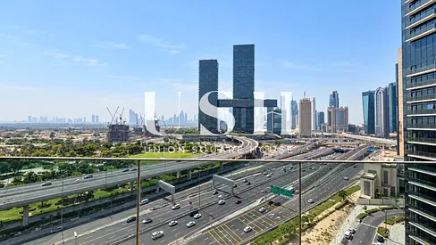 Full skyline View | Middle Floor | Ready to move