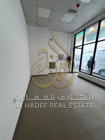 🏬✨ **محل تجاري للإيجار في النباعة – الشارقة | شهر مجاني** ✨🏬 هل تبحث عن موقع مناسب لبدء مشروعك التجاري أو توسيع نشاطك في الشارقة؟ تتوفر فرصة مميزة