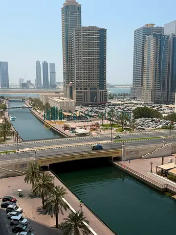 اطلالة بحرية مع باركن ستور وبالكونة تامين شيك