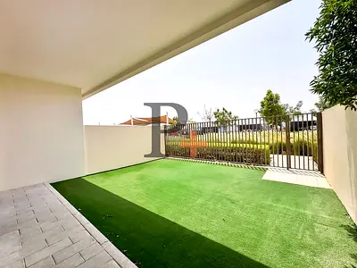 Single Row | park facing | Landscape