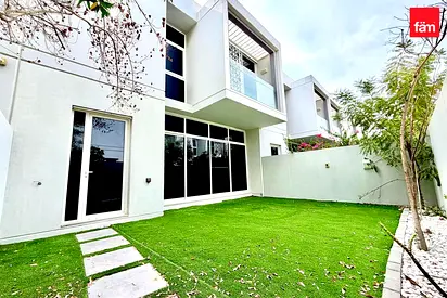 Vacant | Closed Kitchen |Specious Layout !!