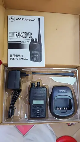 Motorola MT-777 Handheld Two-Way Radio Walkie Talkie with Charger & Manual