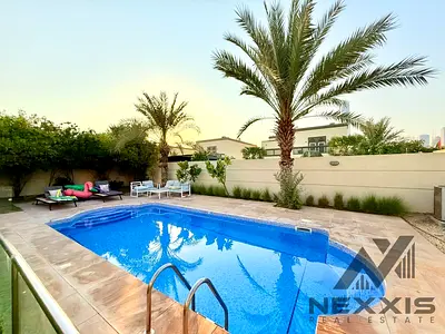 PRIME LOCATION/ SPACIOUS 4 BED WITH POOL