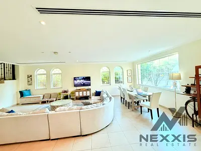PRIME LOCATION/ SPACIOUS 4 BED