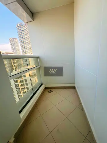 Bright Apartment | Ready To Move | Prime Location