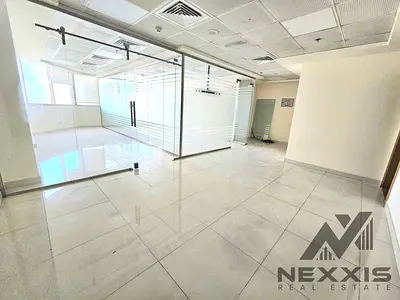 FITTED | UNFURNISHED | VACANT