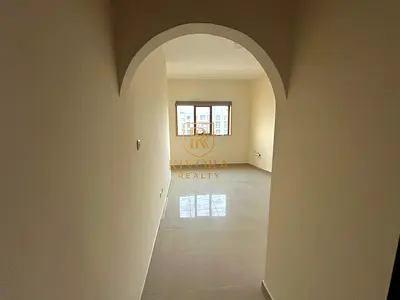 OFFICE I WITH KITCHEN & TOILET I PRIME LOCATION