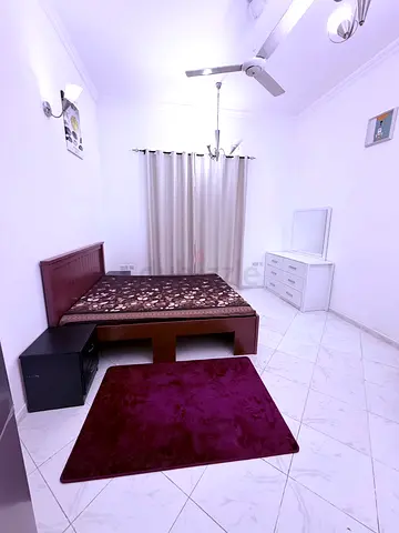 Fully furnished Rooms Available Near Sharaf Dg metro