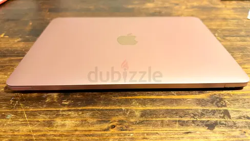 MacBook 12” Gold Retina excellent condition with black carbon skin