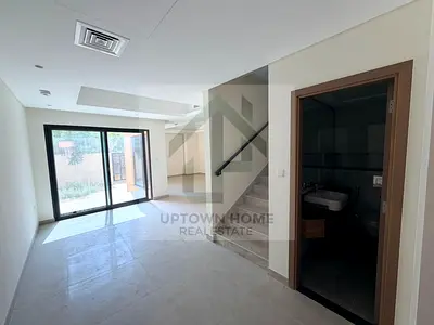 3bed / brand new/ ready to move /prime location