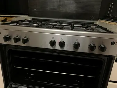 Stainless Steel 5-Burner Gas Cooker with Oven