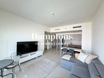 Fully Furnished | On The Lagoon | Vacant