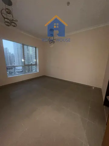 للبيع ثلاث غرف نوم بالخان مع موقف سياره
