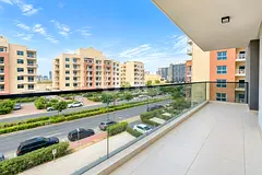 2 Bed +Study | Closed Kitchen | Multiple Cheques