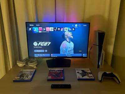 Samsung Monitor G7 | 4K UHD | 144HZ | شاشة سامسونج جي 7 | 4K الترا اتش دي | 144 هرتز