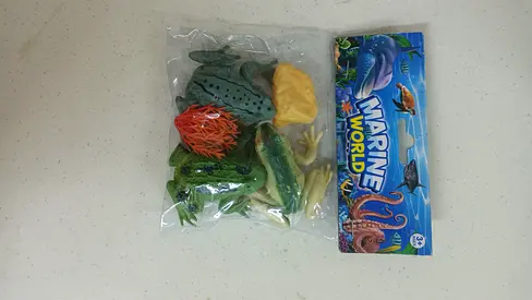 Small pack of marine and frog toy figures - new