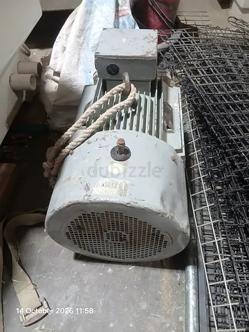 (HELMKE H-PLUS, 3-Phase Induction Motor, 22 kW / ~30 HP, Weight ~182 kg),