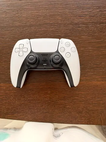 Sony PS5 DualSense Wireless Controller - White, Good Condition