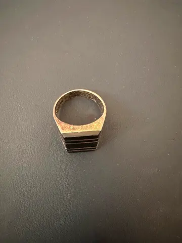 Men's vintage signet ring - silver tone with black inlay
