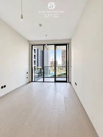 Spacious Studio | Vacant | Multiple Cheque
