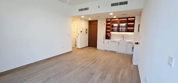 Ready to Move | Fully Serviced | Prime Location
