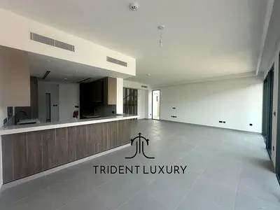 Single Row | Open Kitchen | Vacant Soon